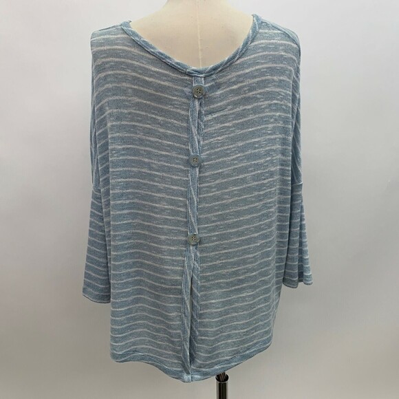 It's Our Time Women's Top X-Large Blue White Striped Buttons on Back - Picture 5 of 12